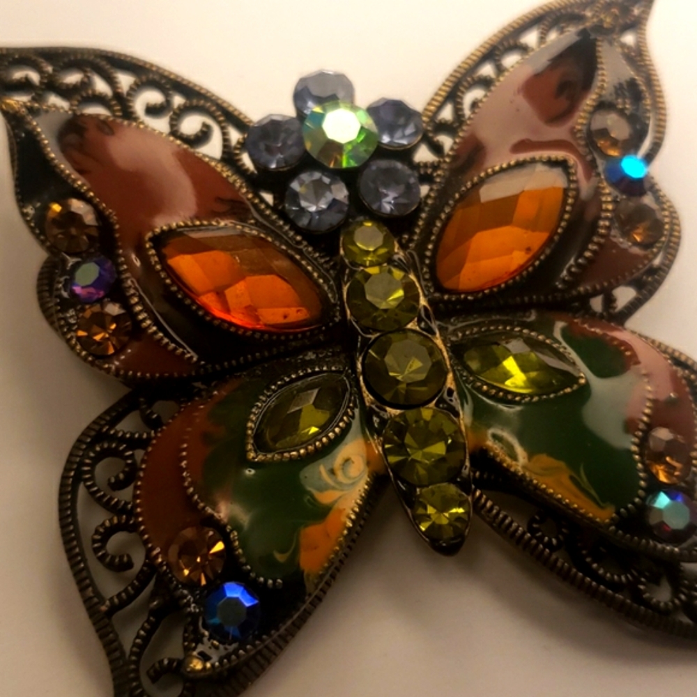 🦋Swarovski Crystal Butterfly brooch🦋